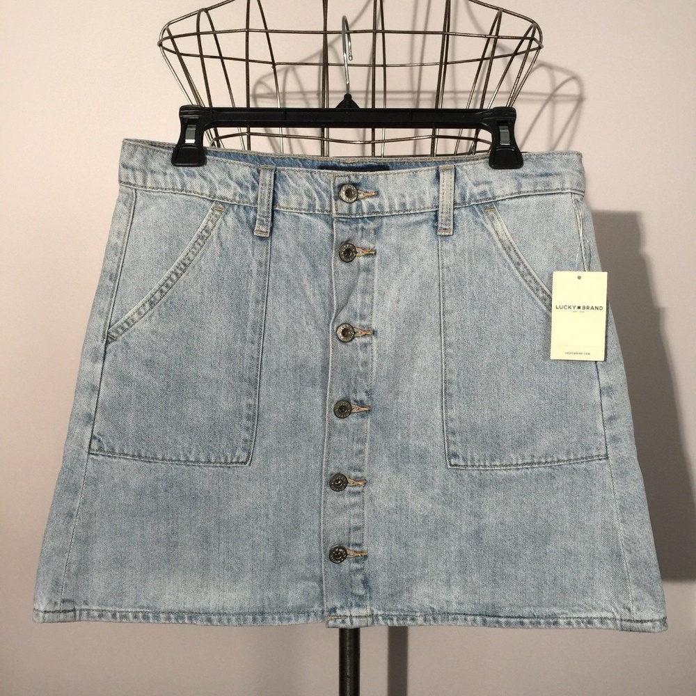 LUCKY BRAND Light Wash Denim Skirt 30 M/L Button Front Patch Pockets
